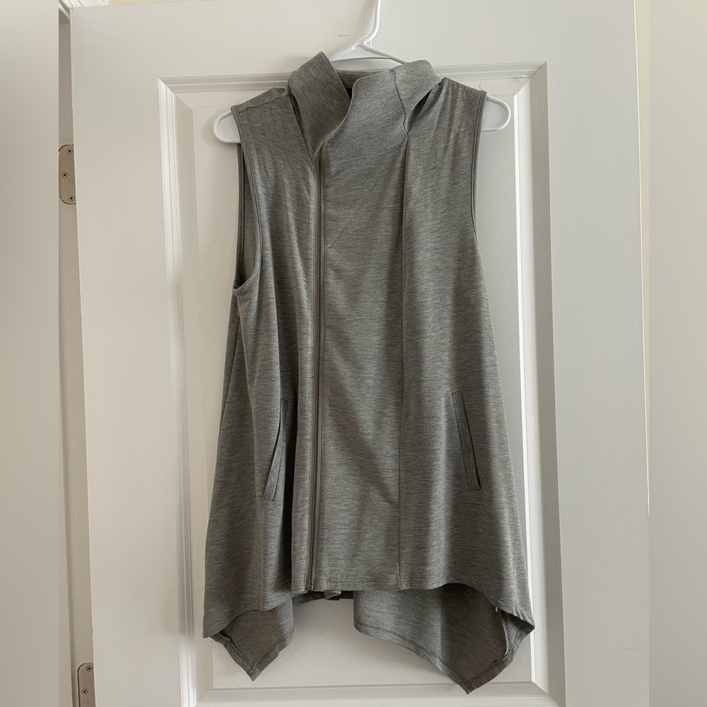 Gray L Cable & Gauge Off  Center Zip Up Vest